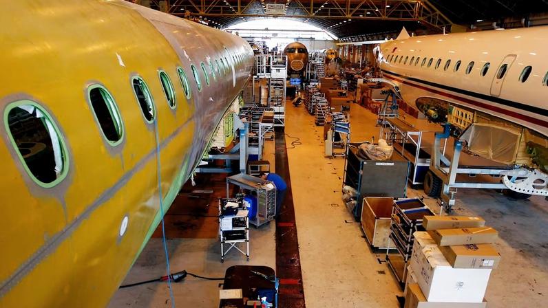 Crise dos motores deixa aviões parados, causa prejuízo bilionário e pressiona setor aéreo
