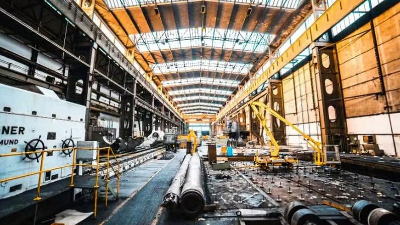 Fiesp: Indústria de transformação deve ficar estável (0,0%) em 2026, após retração de 0,2% em 2025 — Foto: Canva