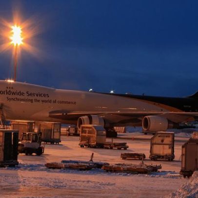 FAA ordena inspeções em Boeing 747-8F após rachaduras na fuselagem