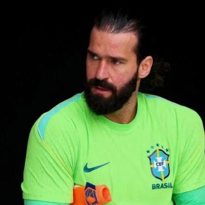 Ancelotti vê Alisson como titular da Seleção e referência entre goleiros