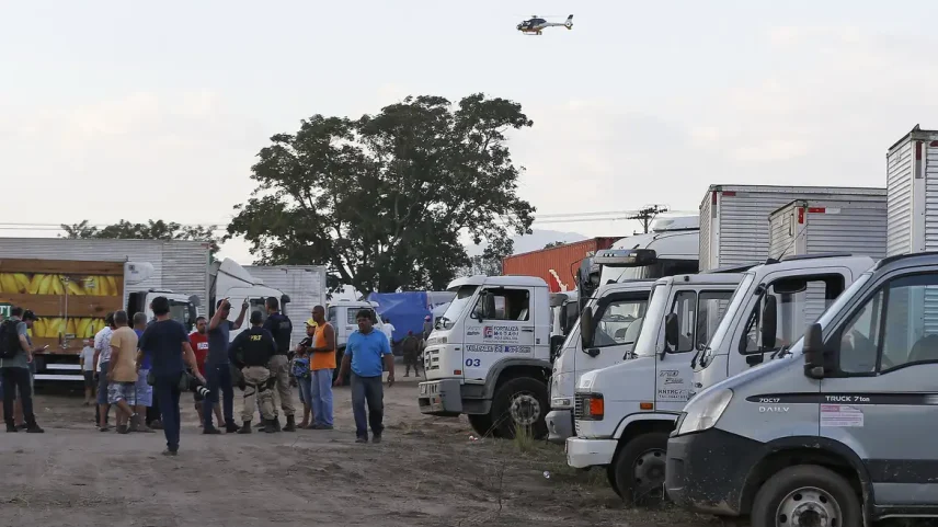 Caminhoneiros ameaçam greve caso MP do Frete não seja aprovada