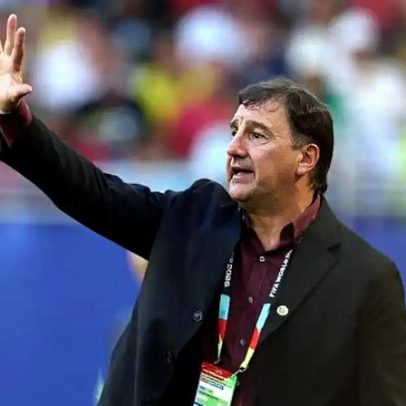 Técnico da Colômbia rejeita favoritismo e diz preferir não estar nessa posição