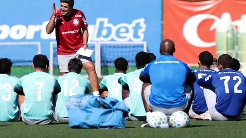 Alexander Barboza segue em adaptação ao Palmeiras – Cesar Greco/Palmeiras