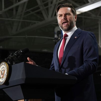 JD Vance temeu casamento de Taylor Swift e Travis Kelce; estava errado
