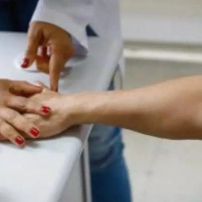 Redes sociais superam consultórios na busca por cuidados com a pele no país