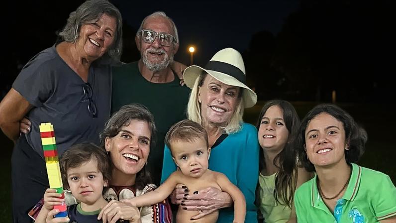 Mariana Maffeis, filha de Ana Maria Braga, falou sobre sua rotina no interior, que não considera radical, e a criação dos filhos sem celular