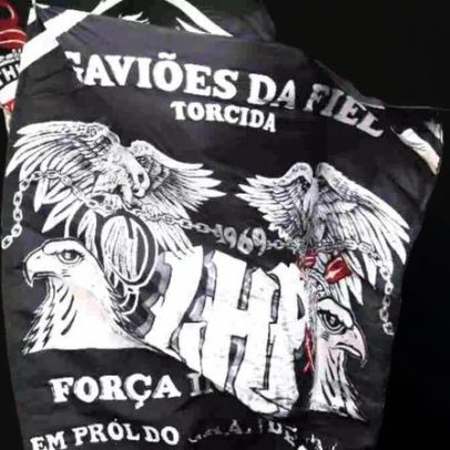 Torcida do Corinthians rejeita renovação e pede saída do clube