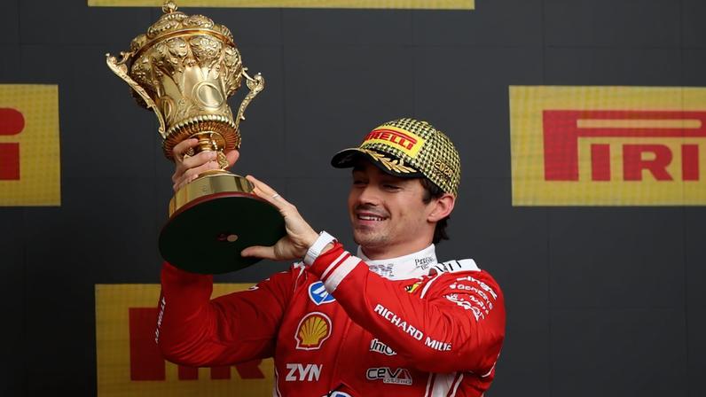 Charles Leclerc garantiu primeira vitória da temporada e subiu ao pódio em Silverstone