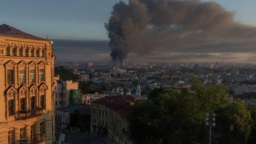 Rússia volta a atacar a Ucrânia após três dias de pausa