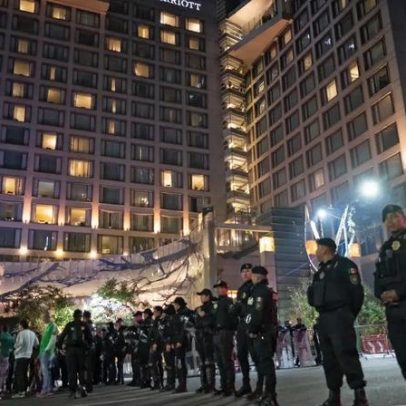Polícia impede serenata de mexicanos em hotel na Inglaterra