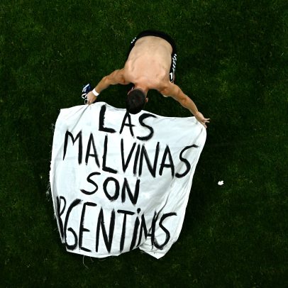 Fifa investiga Argentina por faixa sobre as Malvinas e confusão após final