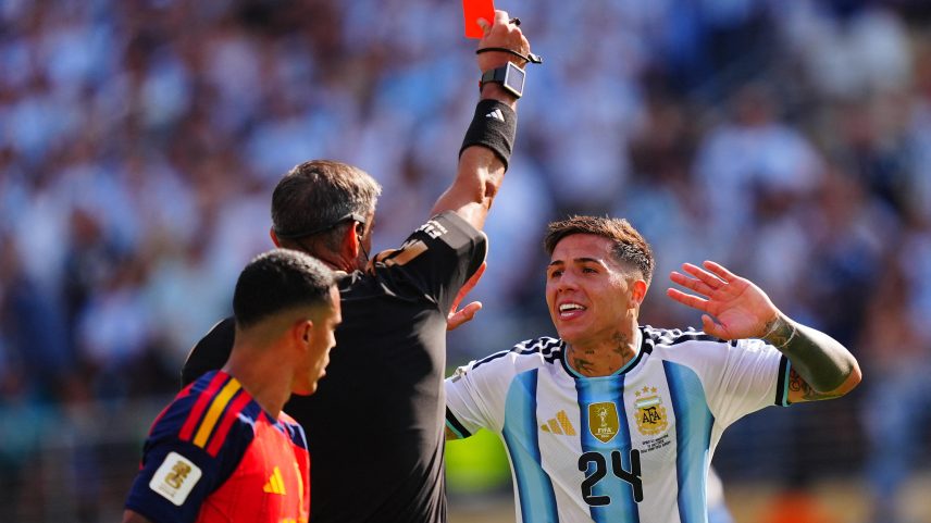 Petição pede nova final da Copa entre Argentina e Espanha e supera 86 mil assinaturas