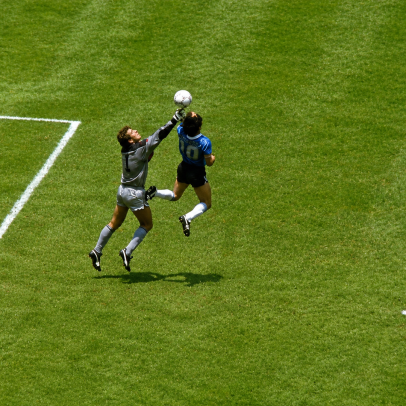 Argentina x Inglaterra: a rivalidade que nasceu da guerra e virou clássico das Copas
