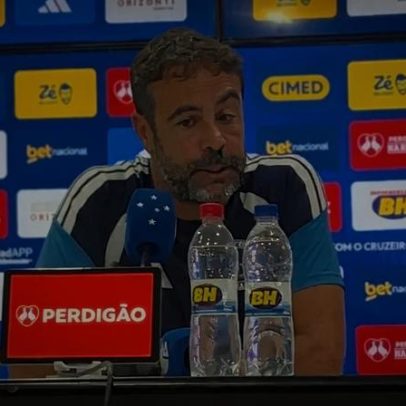 Artur Jorge comenta ações do Cruzeiro no mercado; foco nas saídas