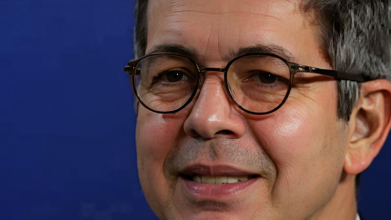 Randolfe discute as pautas-bomba em pauta do Congresso