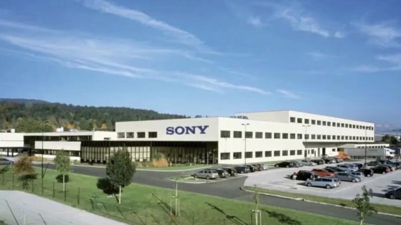 Fãs iniciam petição a favor da mídia física, mas Sony já está reformulando fábrica de discos