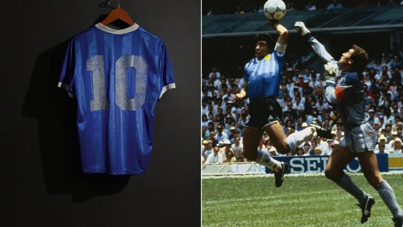 O gol com La Mano de Diós de Maradona e a camisa leiloada por 8,5 milhões de dólares: sombra (Sotheby’s/AFP; Daniel Motz/PRESS ASSOCIATION IMAGES/.)