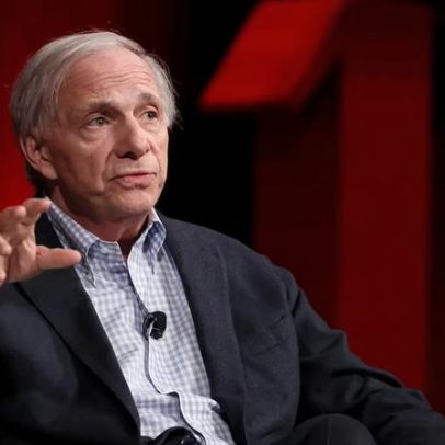 Ray Dalio: trajetória do aluno abaixo da média ao bilionário dos investimentos