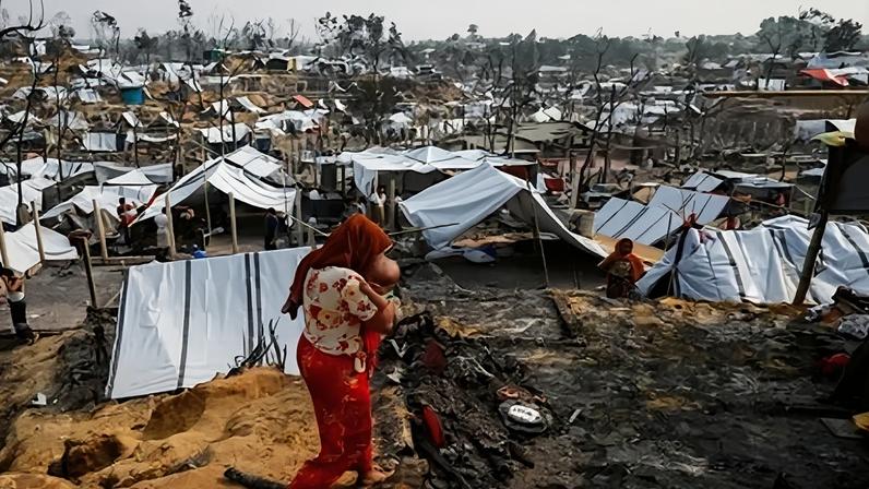 Campos de refugiados em Cox's Bazar, na fronteira entre Bangladesh e Mianmar