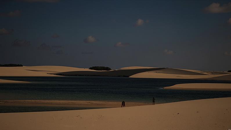 ntre dunas e lagoas cristalinas, os Lençóis Maranhenses revelam um dos cenários naturais mais singulares do Brasil (Divulgação)