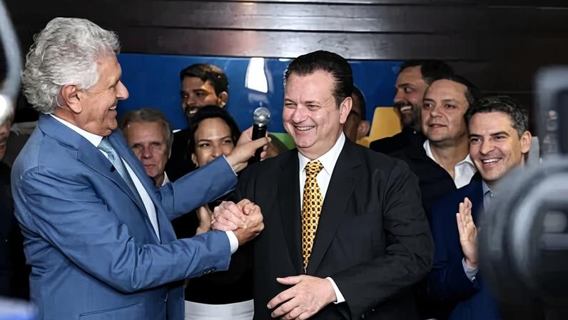Ronaldo Caiado (PSD), pré-candidato à Presidência da República, anuncia Gilberto Kassab, presidente nacional do partido, como seu vice