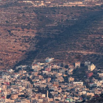 Violência na Cisjordânia deixa quatro palestinos e um israelense mortos