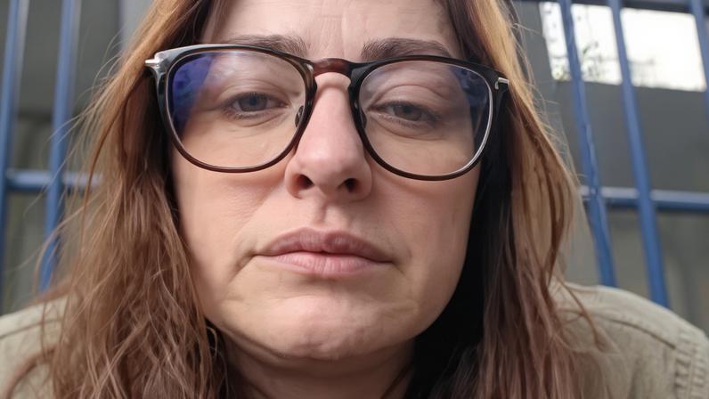 Professora afirmou que precisou buscar atendimento médico e que desenvolveu problemas psicológicos em razão do que sofre no emprego