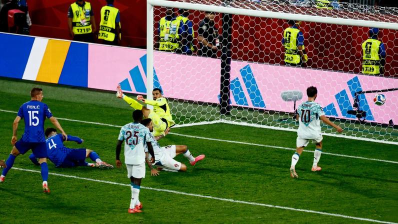 Com o gol anulado da Croácia, Portugal se classificou para as oitavas