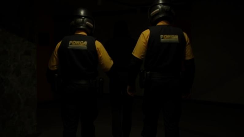 Força Municipal prende homem com réplica de arma e tornozeleira na zona sul