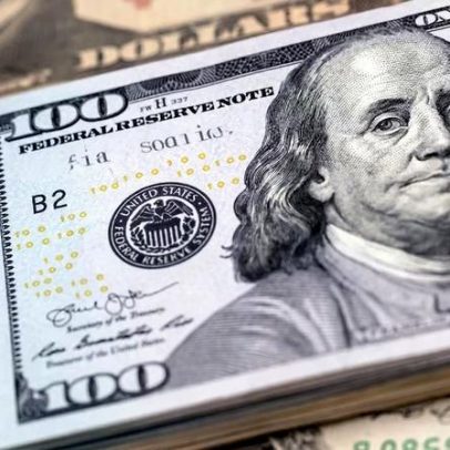 Dólar mais forte altera estratégia de carry trade e impulsiona emergentes