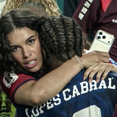 Quem é a mulher com quem Lopes Cabral comemorou gol em Argentina x Cabo Verde