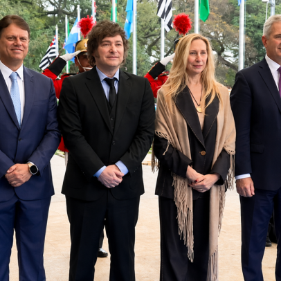 Presidente da Argentina, Milei, encontra Tarcísio em tapete azul