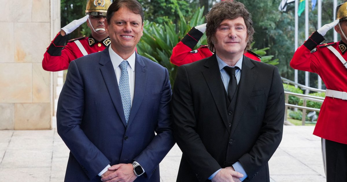 Presidente da Argentina, Milei, encontra Tarcísio em tapete azul