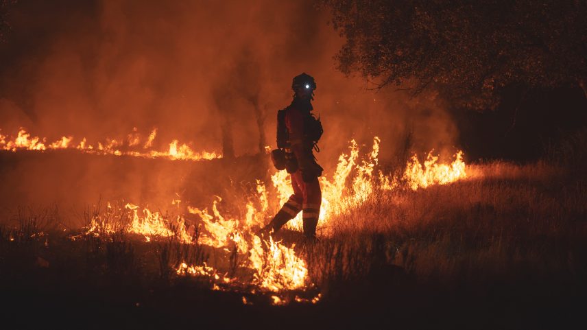 Espanha declara emergência nacional por incêndios perto de Madri
