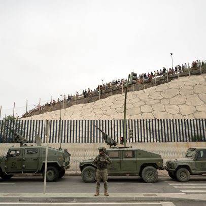 Chegada de 60 mil imigrantes a Ceuta abre crise entre Espanha e UE