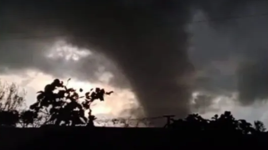 Possível tornado atinge cidades do RS e deixa feridos