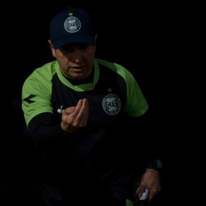 Vasco não chega a acordo com o Coritiba, negociação por Seabra esfria