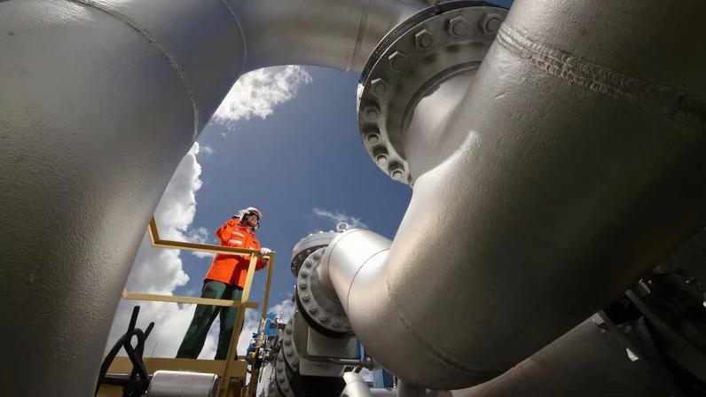 Privilegiado em fontes primárias de energia, o País ainda não foi capaz de explorá-las de maneira a se tornar um exportador líquido energético e agora vive um momento estratégico único