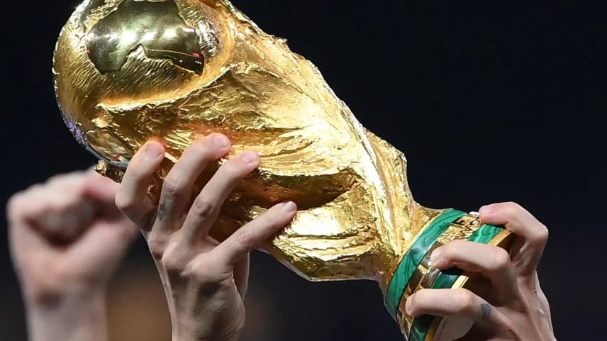 Quatro campeãs, quatro roteiros históricos: o que está em jogo nas semifinais da Copa