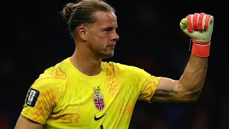Goleiro Orjan Nyland, da seleção da Noruega (Chris Brunskill/Fantasista/Getty Images)