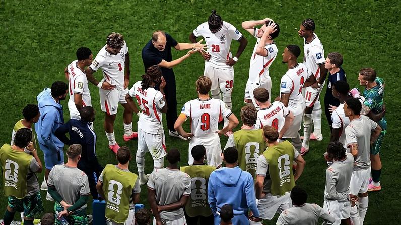 Técnico da Inglaterra já disse ser contra a parada para hidratação (Simon Stacpoole/Offside/Getty Images)