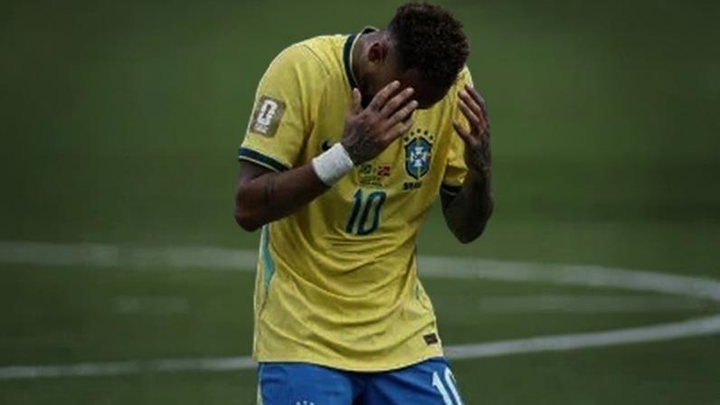 Neymar indica fim de ciclo na Seleção após eliminação para a Noruega