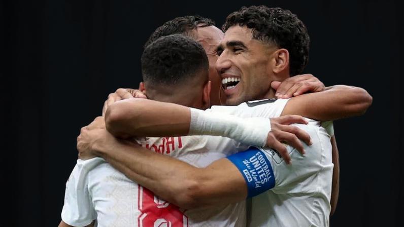 Azzedine Ounahi, meio-campo do Marrocos, marcou duas vezes no jogo das oitavas de final