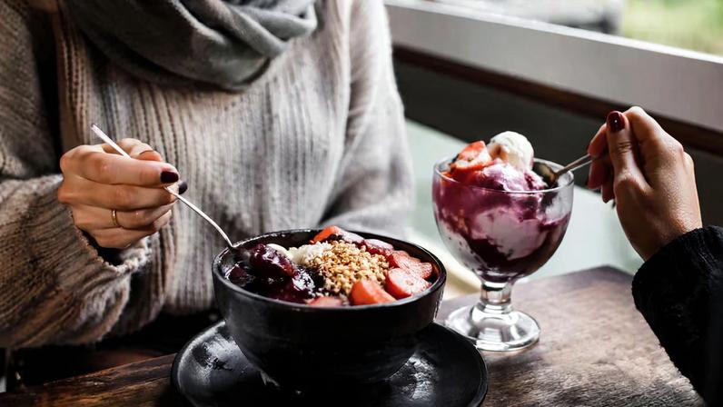 Açaí e sorvete perdem status de alimentos de verão; entenda a mudança