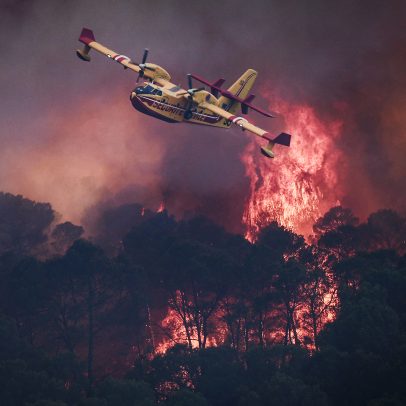 Mais de 10 mil pessoas são evacuadas na França após incêndios florestais