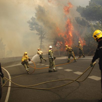 Ondas de calor de 40ºC ameaçam intensificar incêndios na Europa