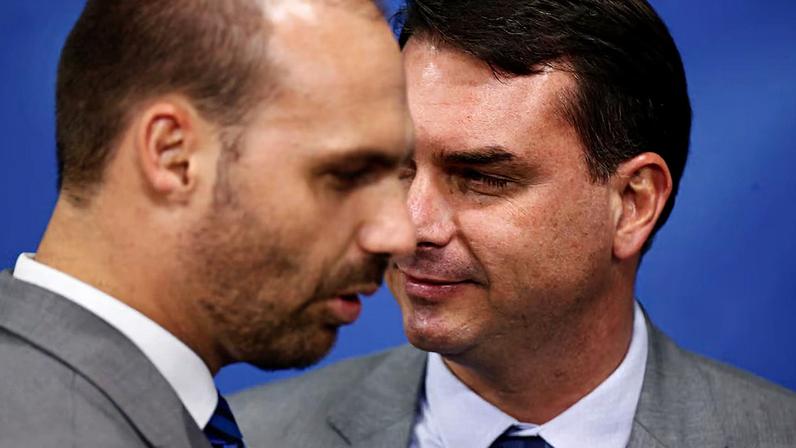 Eduardo e o senador Flávio Bolsonaro, do PSL carioca