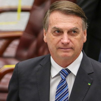 Defesa de Bolsonaro tem 48h para entregar armas à PF após Moraes