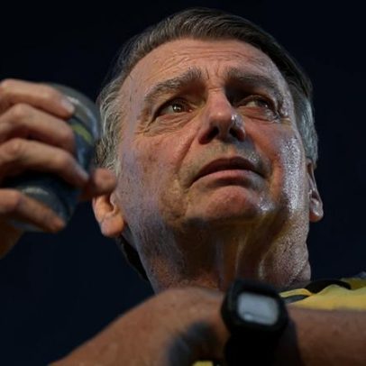 Moraes mantém Bolsonaro em prisão domiciliar