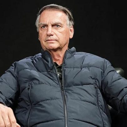 Defesa de Bolsonaro deve entregar armas à PF nesta segunda-feira